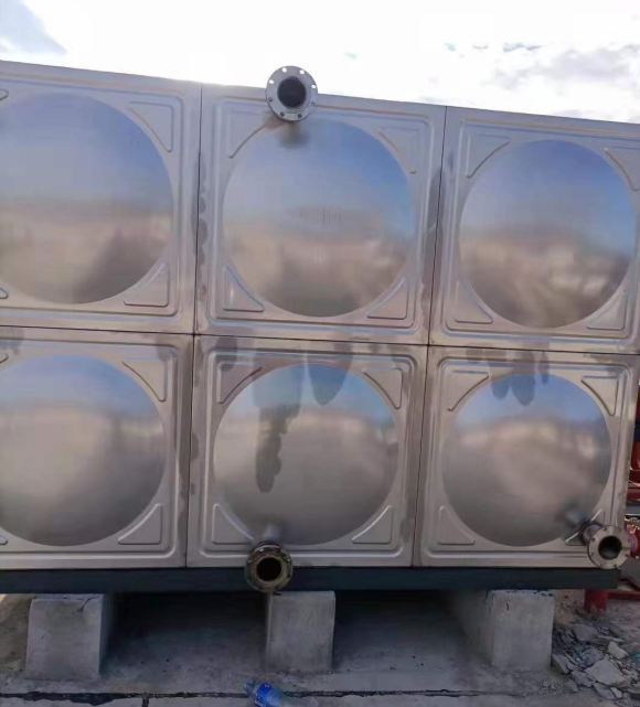 内蒙古组合式不锈钢水箱，玻璃钢水箱的替代品，不锈钢冲压板组合水箱